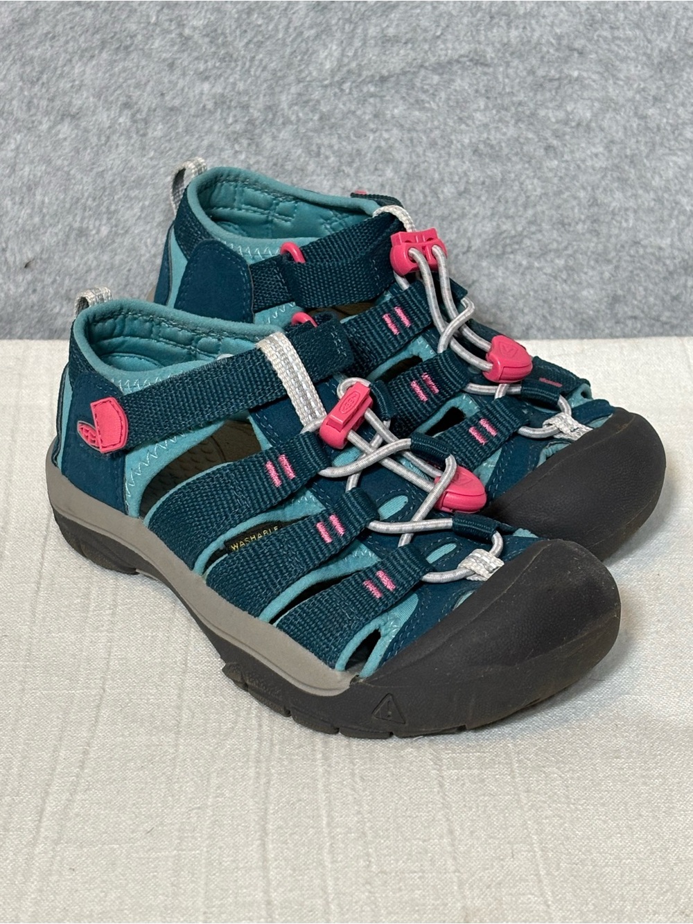 KEEN Kids' Newport H2 Hybrid Water Sandals-Legion Blue/Hot Pink-Girls Size 13